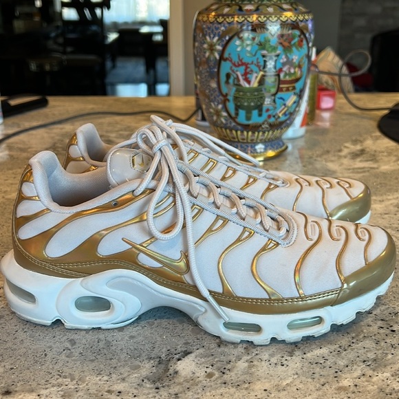 SOLD Nike Women's Air Max Plus TN White and Gold Sneakers - Picture 1 of 10